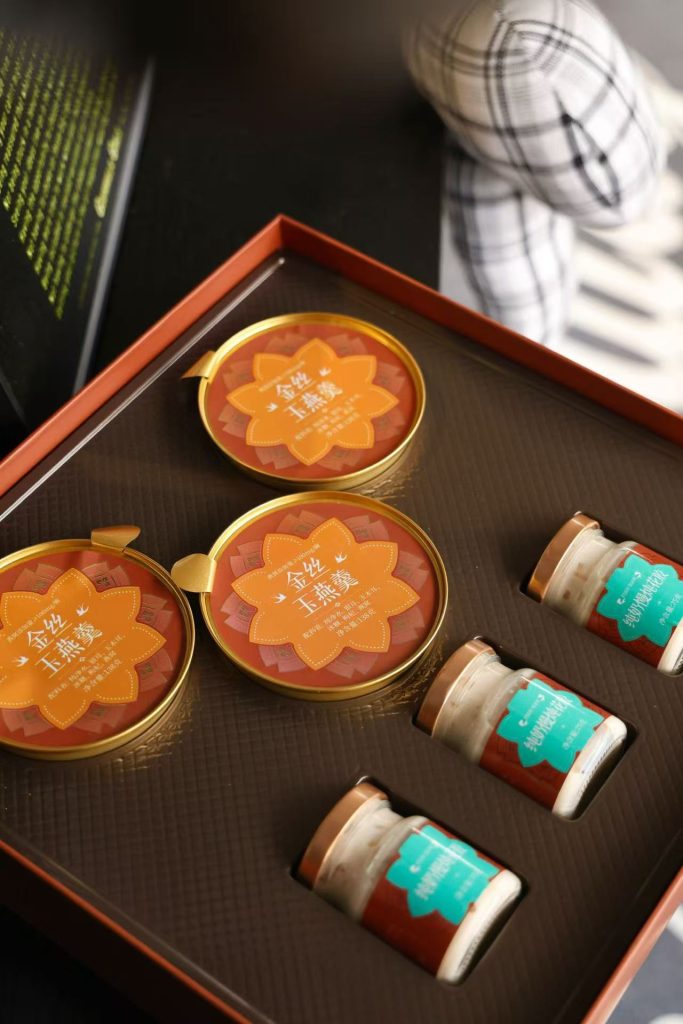 Blossoms Under the Full Moon | Double-Layer Floral Mooncake Gift Box